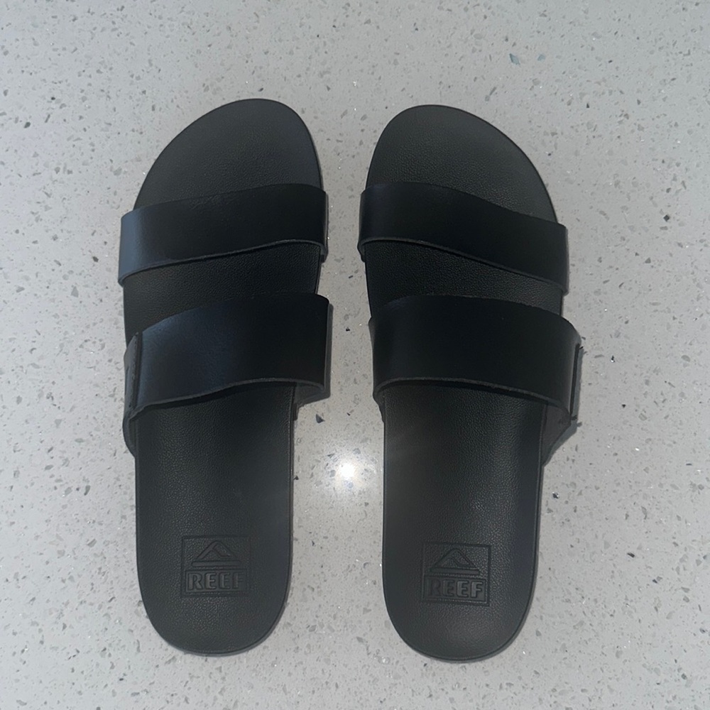 Reef Vista Black Two Strap Sandals.